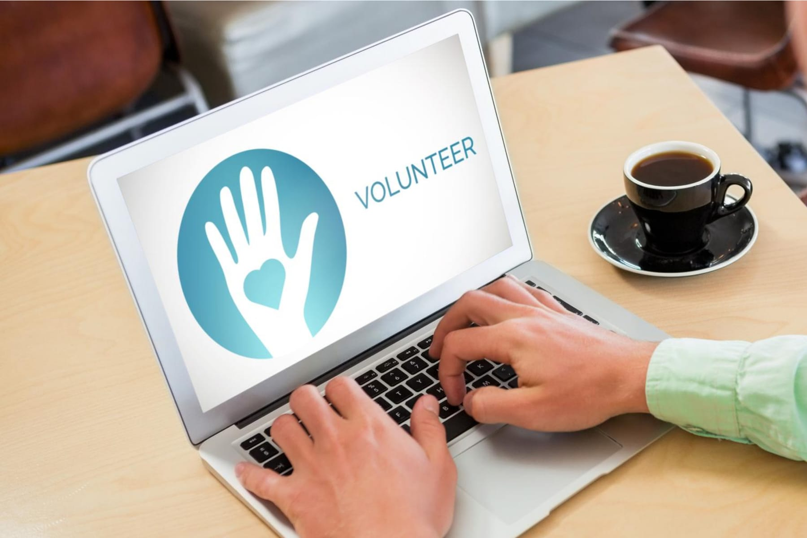 ONLINE VOLUNTEER